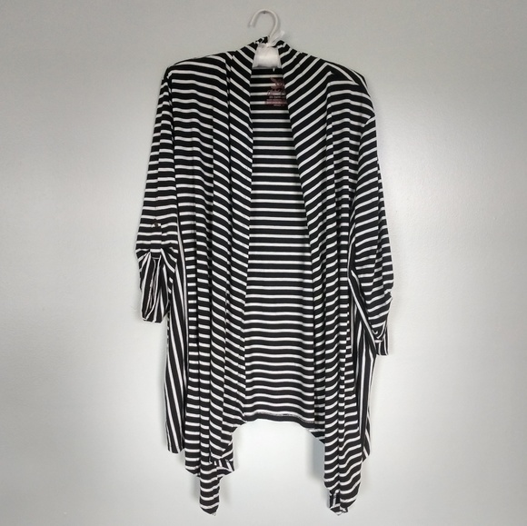 Faded Glory Sweaters - Faded Glory black & white shrug size 2X